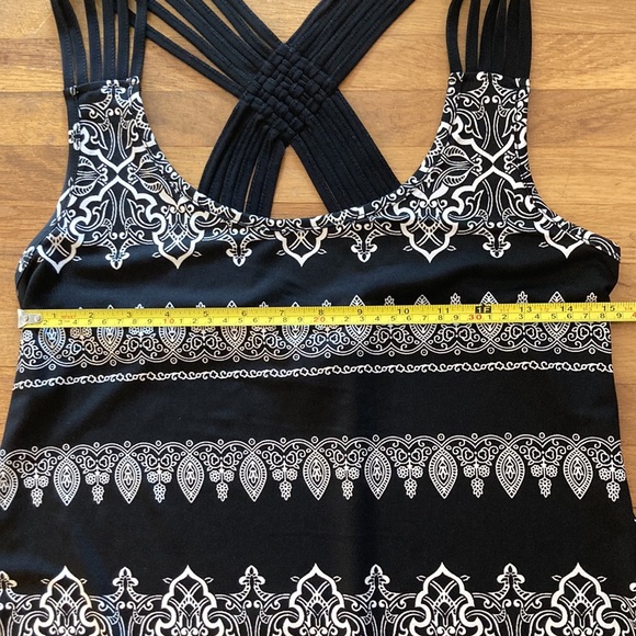 *last chance* a.n.a | Women’s black dress with white design - Picture 7 of 16